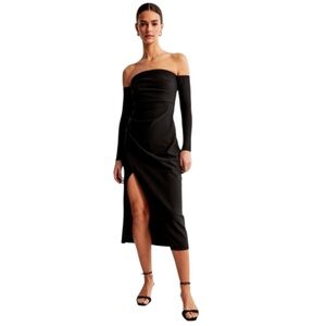 Abercrombie & Fitch Black Long-Sleeve Off-the-Shoulder Crepe Midi Dress
